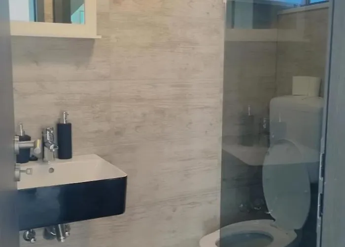 Kamena Kuca Kornati - * Vrulje (Kornati)